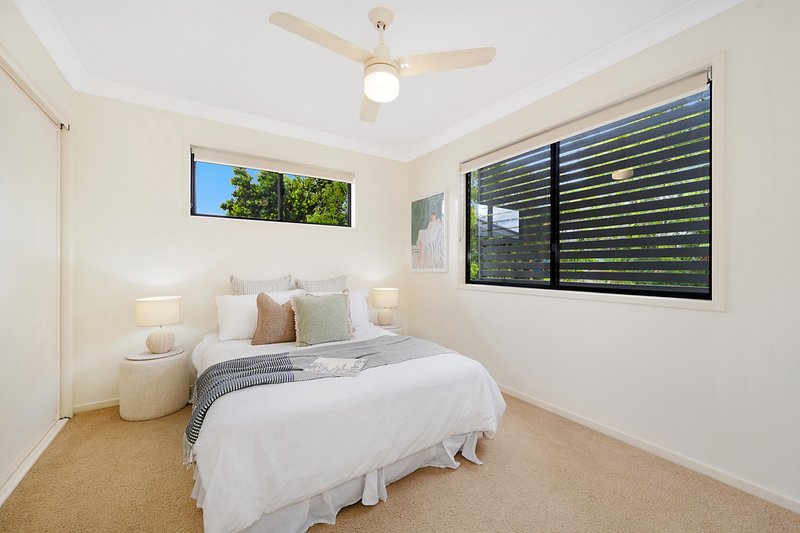 Photo - 2 Furlong Street, Indooroopilly QLD 4068 - Image 13