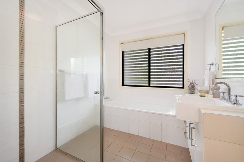 Photo - 2 Furlong Street, Indooroopilly QLD 4068 - Image 14