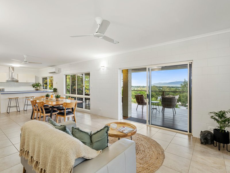 Photo - 2 Gadaloff Close, Gordonvale QLD 4865 - Image 3