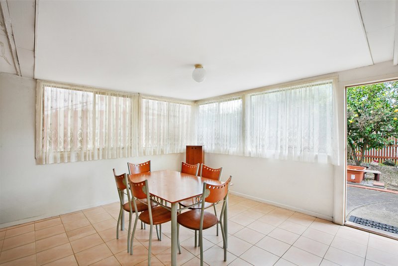 Photo - 2 Gallus Court, Bundoora VIC 3083 - Image 4