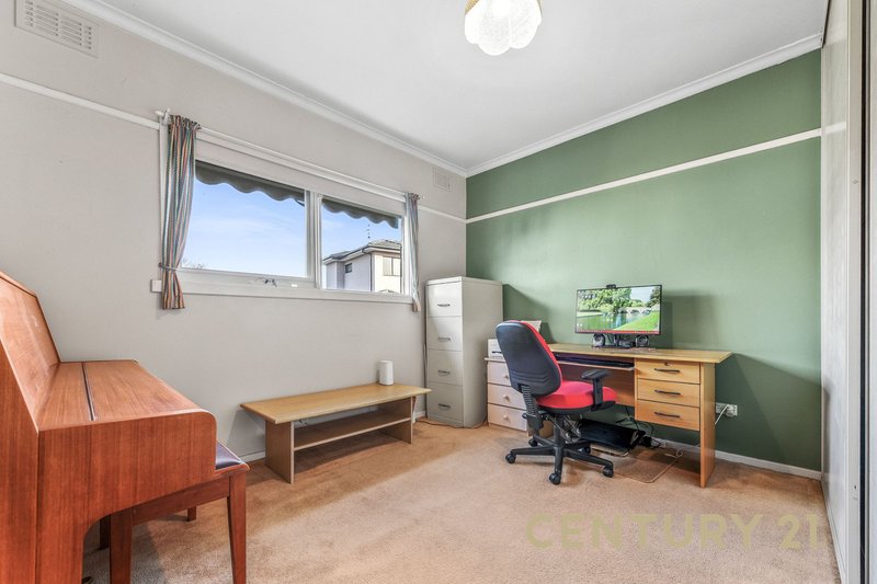 Photo - 2 Gardiner Avenue, Dandenong North VIC 3175 - Image 10
