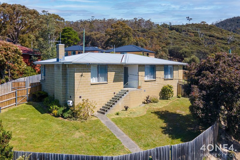 Photo - 2 Garfield Road, Glenorchy TAS 7010 - Image 2