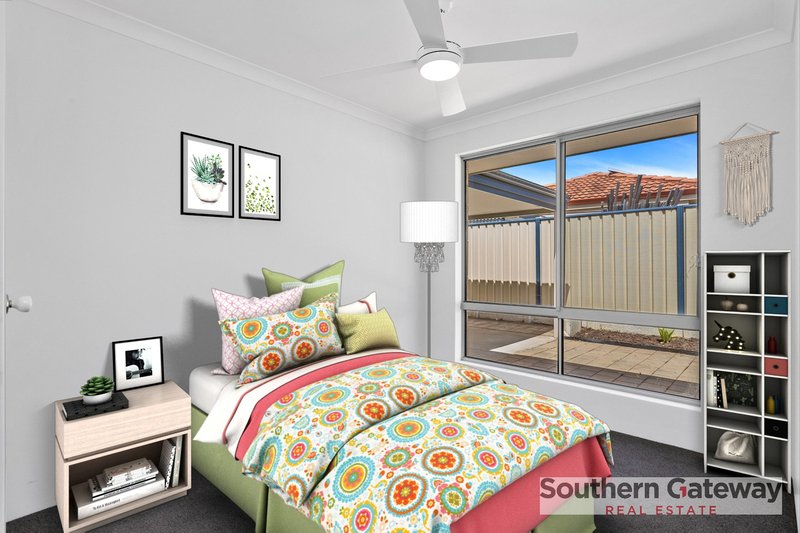 Photo - 2 Garrett Corner, Parmelia WA 6167 - Image 14