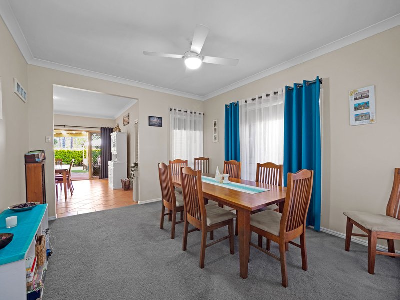 Photo - 2 Gemma Court, Capalaba QLD 4157 - Image 4