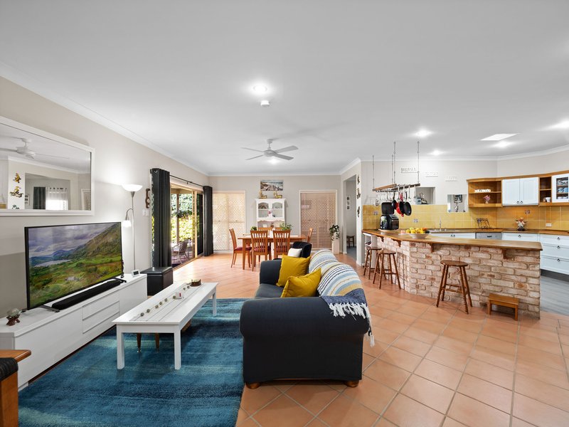 Photo - 2 Gemma Court, Capalaba QLD 4157 - Image 6