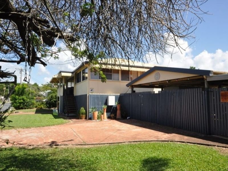 Photo - 2 Gibson Street, West Mackay QLD 4740 - Image 2