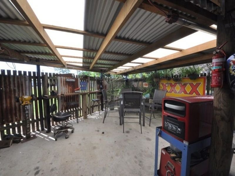 Photo - 2 Gibson Street, West Mackay QLD 4740 - Image 12