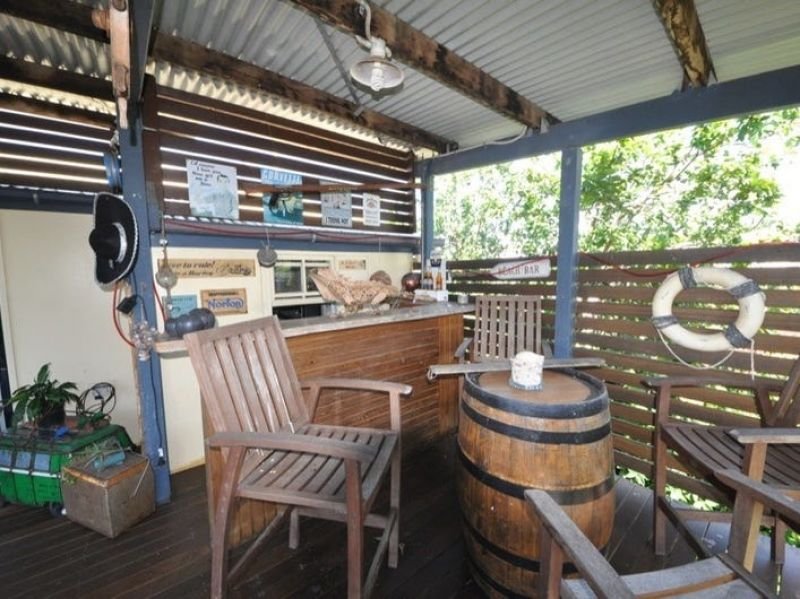 Photo - 2 Gibson Street, West Mackay QLD 4740 - Image 15