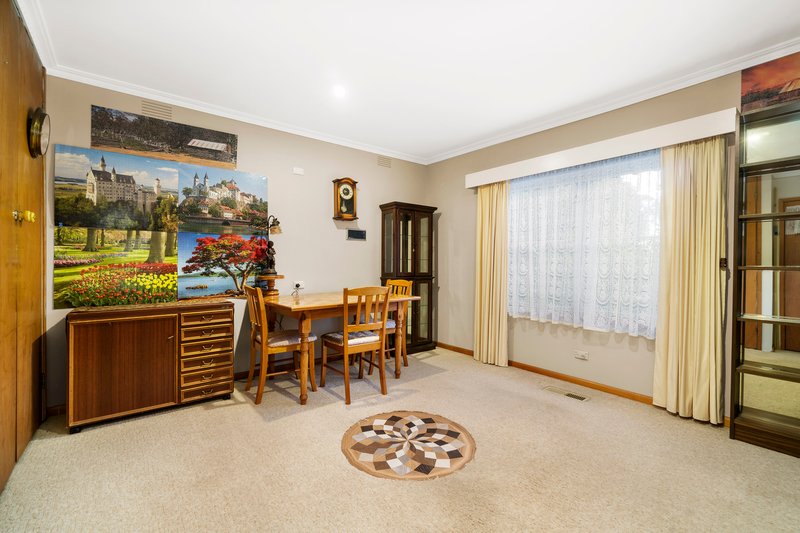 Photo - 2 Gilbert Court, Scoresby VIC 3179 - Image 4