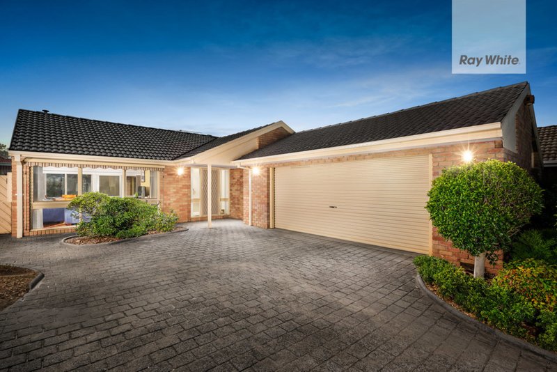 2 Giles Court, Mill Park VIC 3082