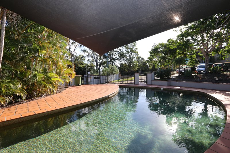 Photo - 2 Girraween Grove, Ashmore QLD 4214 - Image 2