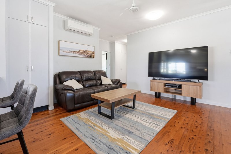Photo - 2 Glebe Place, Kirwan QLD 4817 - Image 8