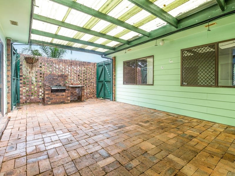 Photo - 2 Glen Avon Drive, Redbank Plains QLD 4301 - Image 10