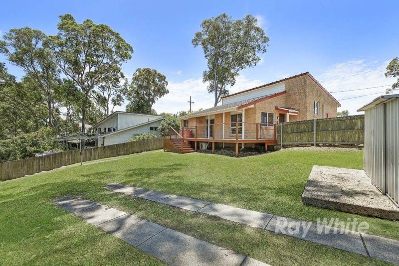 Photo - 2 Glen Mitchell Street, Bolton Point NSW 2283 - Image 3