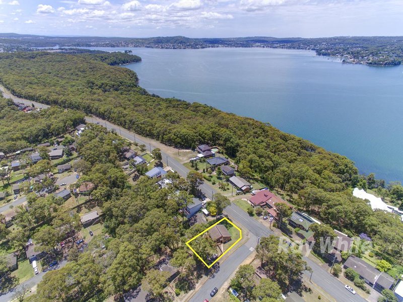 Photo - 2 Glen Mitchell Street, Bolton Point NSW 2283 - Image 14