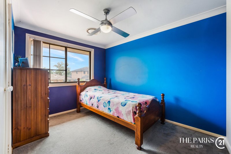 Photo - 2 Glen Osmond Crescent, Bossley Park NSW 2176 - Image 19