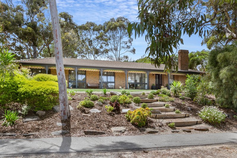 2 Glendale Avenue, Flagstaff Hill SA 5159