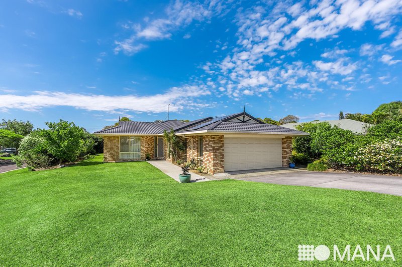 2 Glendale Crescent, Ocean Shores NSW 2483