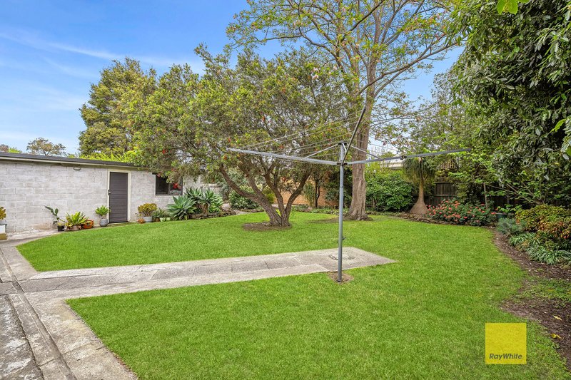 Photo - 2 Glyn Street, Belmont VIC 3216 - Image 11