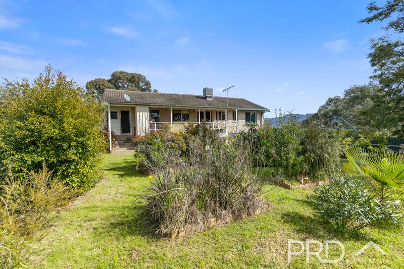 Photo - 2 Godfrey Street, Tumut NSW 2720 - Image 13