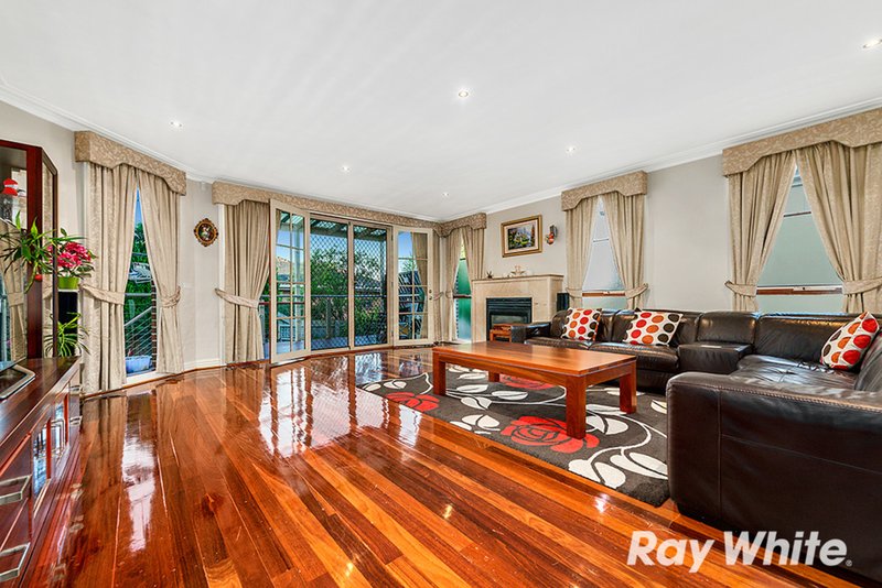 Photo - 2 Golden View Court, Wheelers Hill VIC 3150 - Image 3