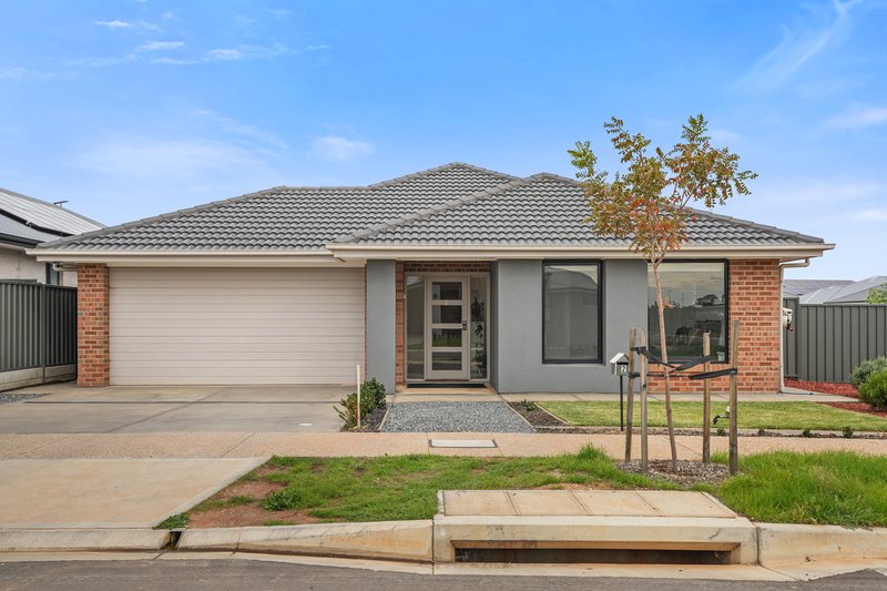 Photo - 2 Gordal Close, Angle Vale SA 5117 - Image 1