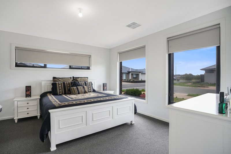 Photo - 2 Gordal Close, Angle Vale SA 5117 - Image 2