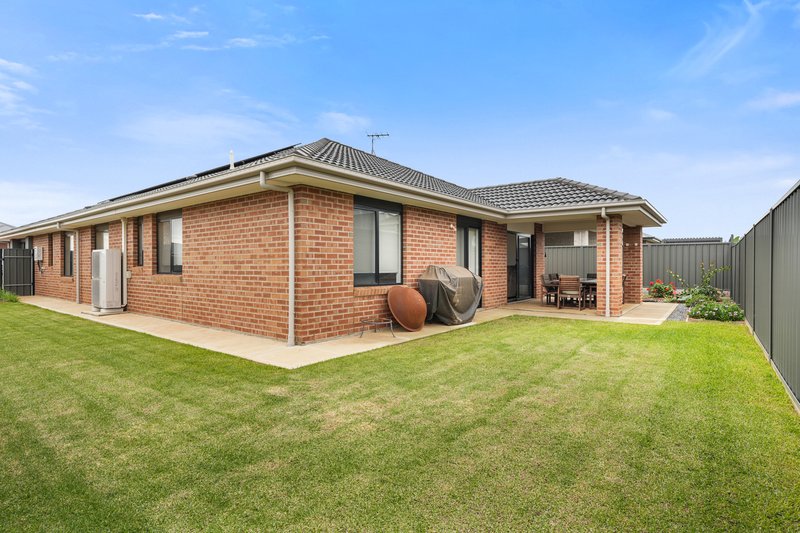 Photo - 2 Gordal Close, Angle Vale SA 5117 - Image 12
