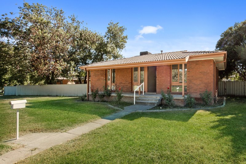 Photo - 2 Gordon Street, Springdale Heights NSW 2641 - Image 13