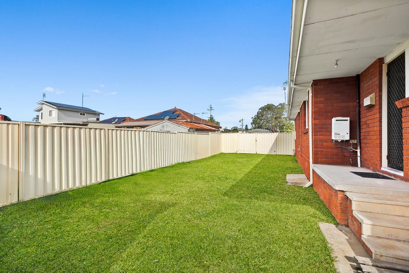 Photo - 2 Gould Place, Lake Illawarra NSW 2528 - Image 10