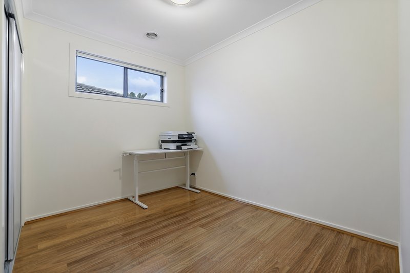 Photo - 2 Goulding Drive, Fraser Rise VIC 3336 - Image 11