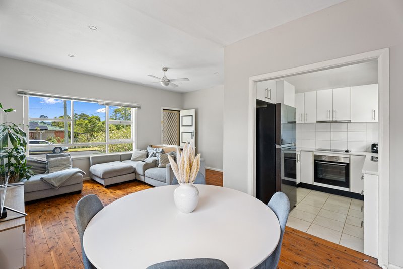 Photo - 2 Grace Street, Kingswood NSW 2747 - Image 4