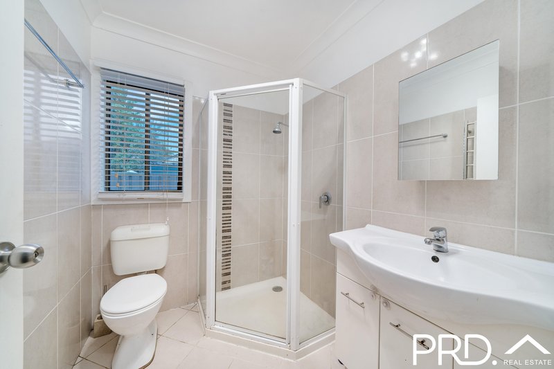 Photo - 2 Gracemar Avenue, Panania NSW 2213 - Image 5