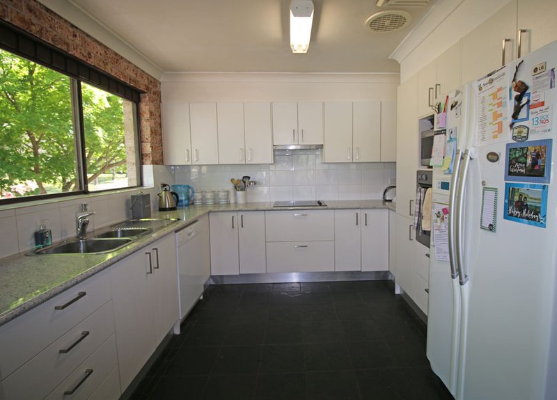 Photo - 2 Gracemere Crescent, Glenorie NSW 2157 - Image 6