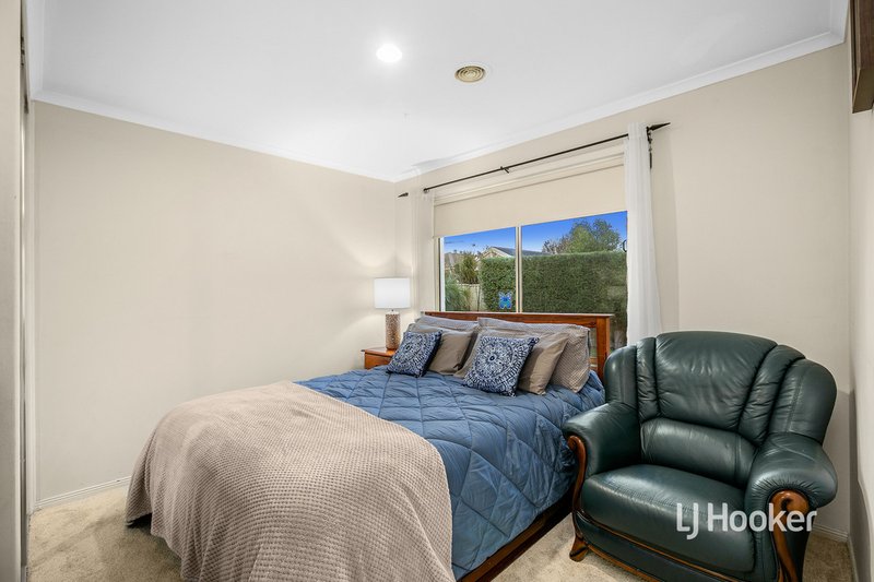 Photo - 2 Graf Way, Point Cook VIC 3030 - Image 13