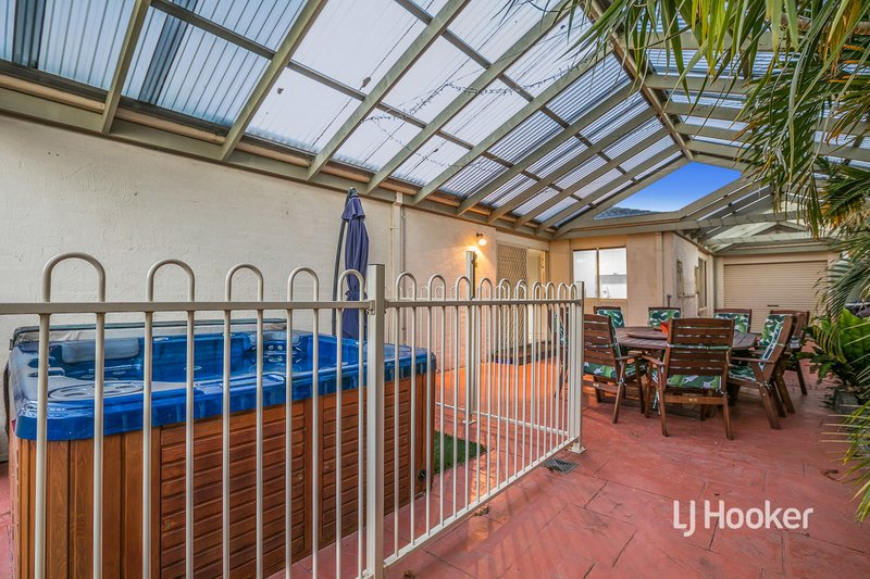 Photo - 2 Graf Way, Point Cook VIC 3030 - Image 17