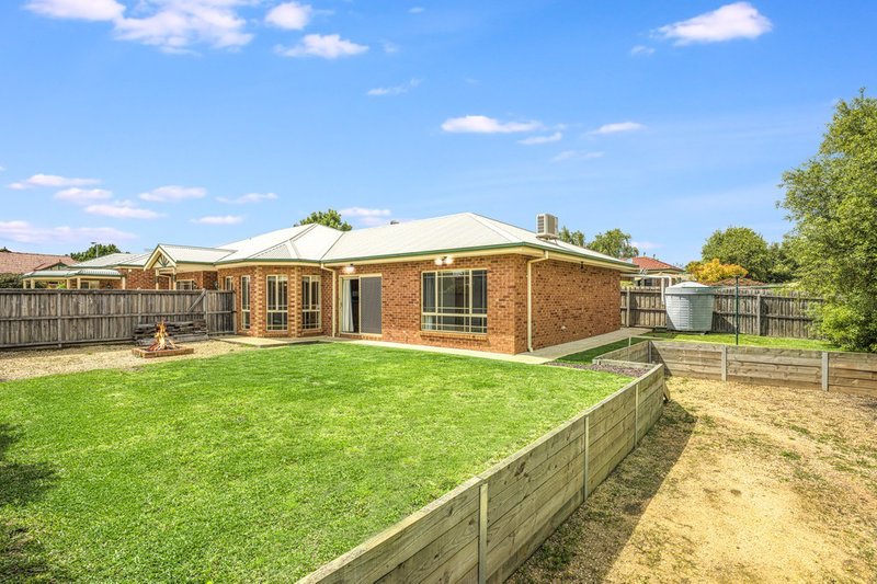 Photo - 2 Granby Crescent, Highton VIC 3216 - Image 6