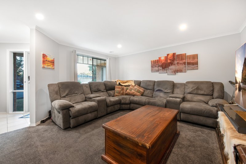 Photo - 2 Grand Central Boulevard, Pakenham VIC 3810 - Image 2