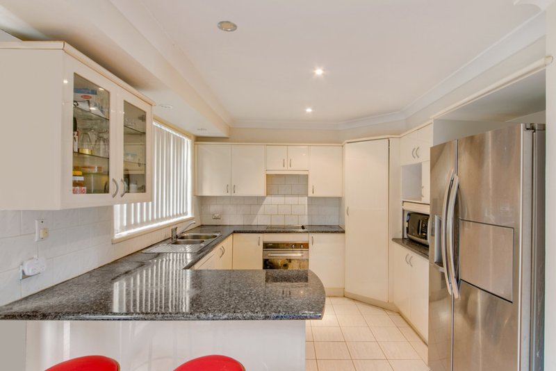 Photo - 2 Grebe Street, Ingleburn NSW 2565 - Image 4