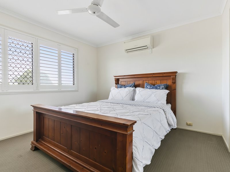 Photo - 2 Green Street, Banksia Beach QLD 4507 - Image 17