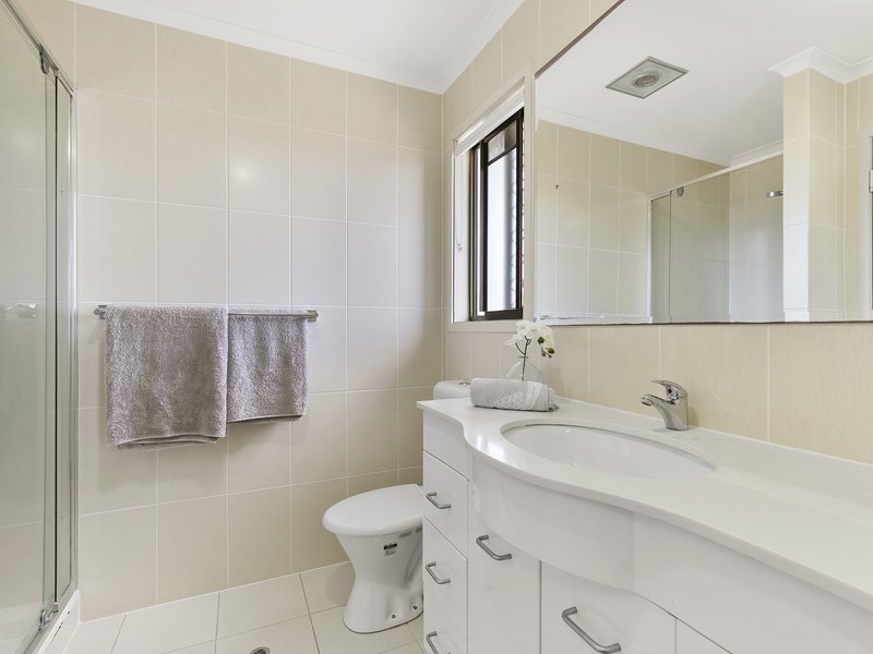 Photo - 2 Green Street, Banksia Beach QLD 4507 - Image 18