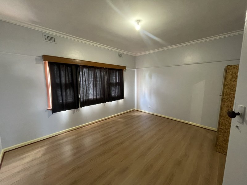 Photo - 2 Green Street, Noble Park VIC 3174 - Image 6