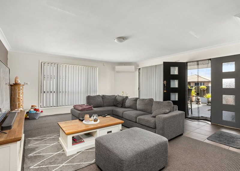 Photo - 2 Greenbank Way, Old Bar NSW 2430 - Image 5