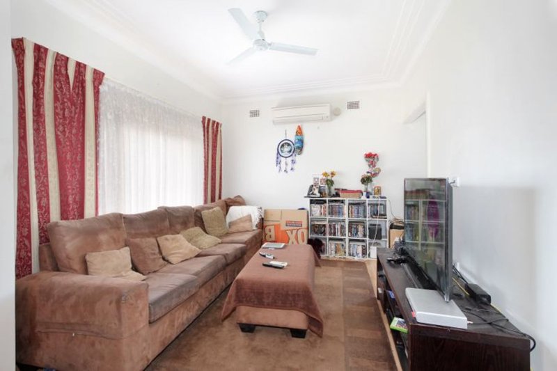 Photo - 2 Gregory Street, Greystanes NSW 2145 - Image 3