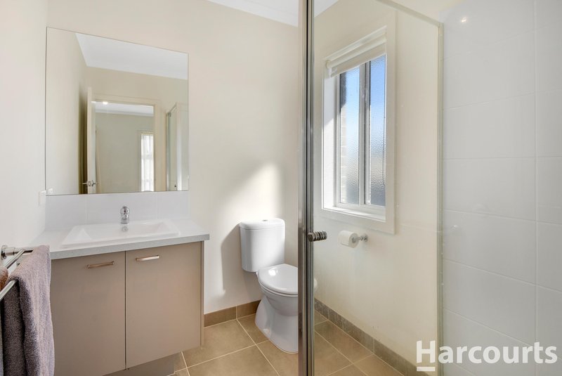 Photo - 2 Griffin Court, Horsham VIC 3400 - Image 6