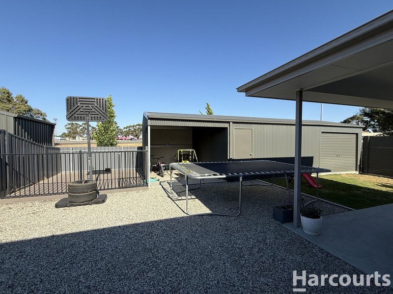 Photo - 2 Griffin Court, Horsham VIC 3400 - Image 13