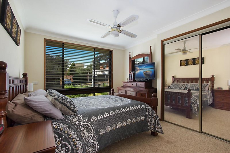 Photo - 2 Griffiths Place, Eagle Vale NSW 2558 - Image 6