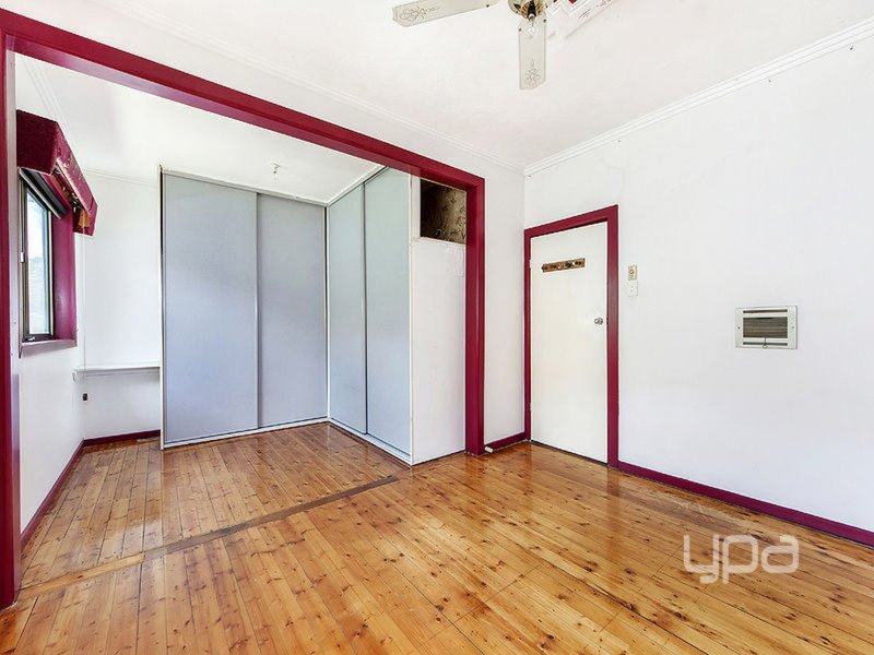 Photo - 2 Grist Street, St Albans VIC 3021 - Image 5