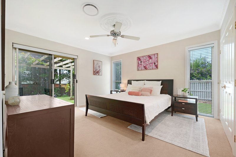 Photo - 2 Guildhall Court, Murrumba Downs QLD 4503 - Image 10