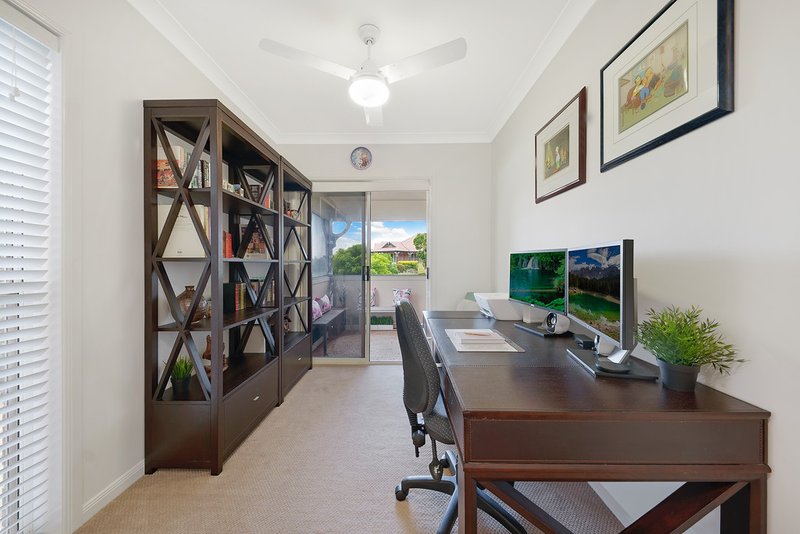 Photo - 2 Guildhall Court, Murrumba Downs QLD 4503 - Image 12